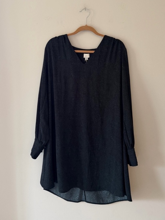 a new day Dresses & Skirts - a new day Black and Green Snakeskin Long Sleeve Tunic Mini Dress Size Large NWT